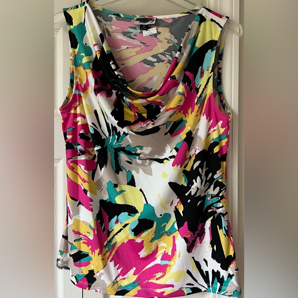NWT Tahari-LevineTop
